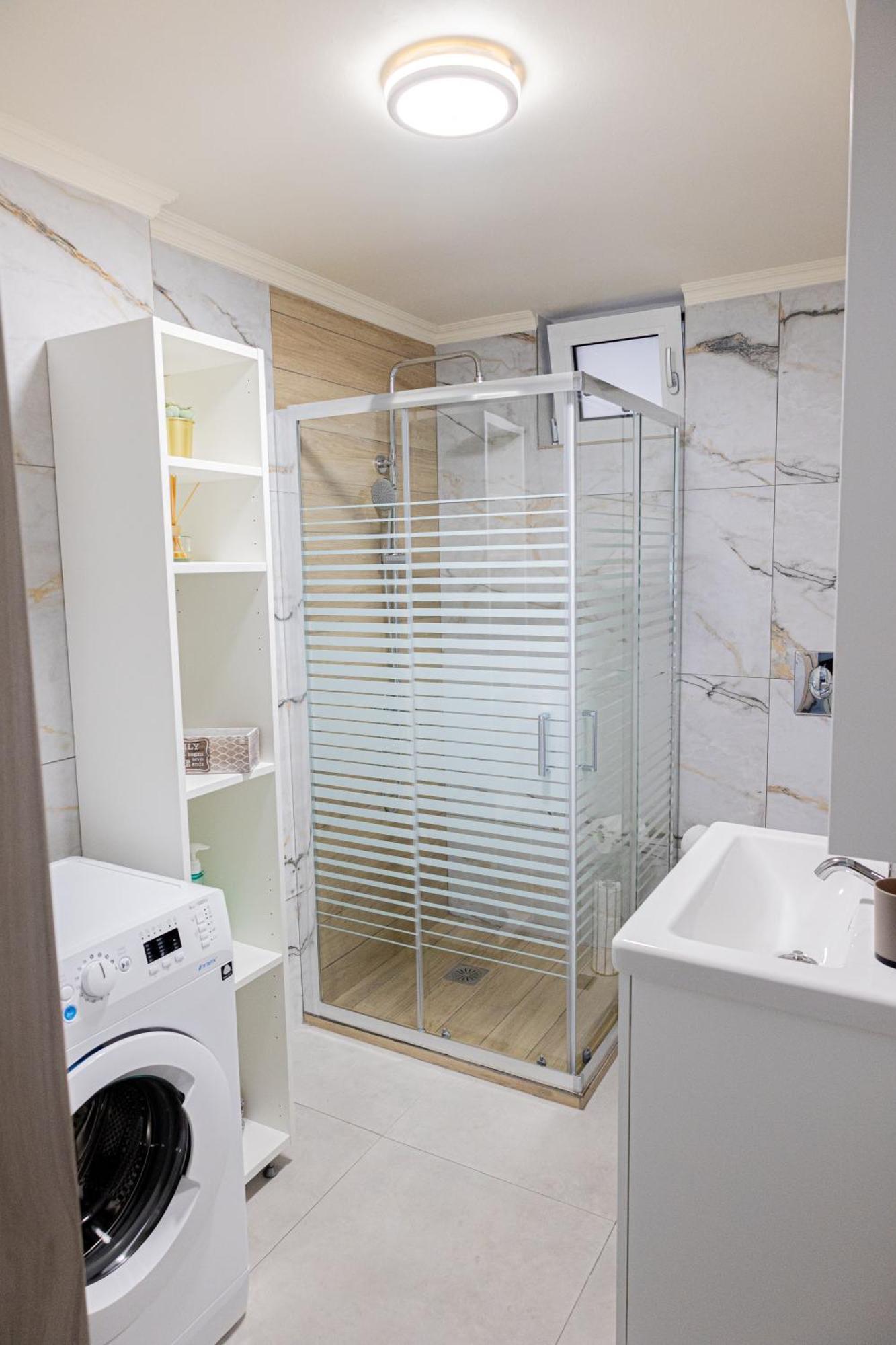 Adriana Apartment Aγία Μαρίνα Εξωτερικό φωτογραφία